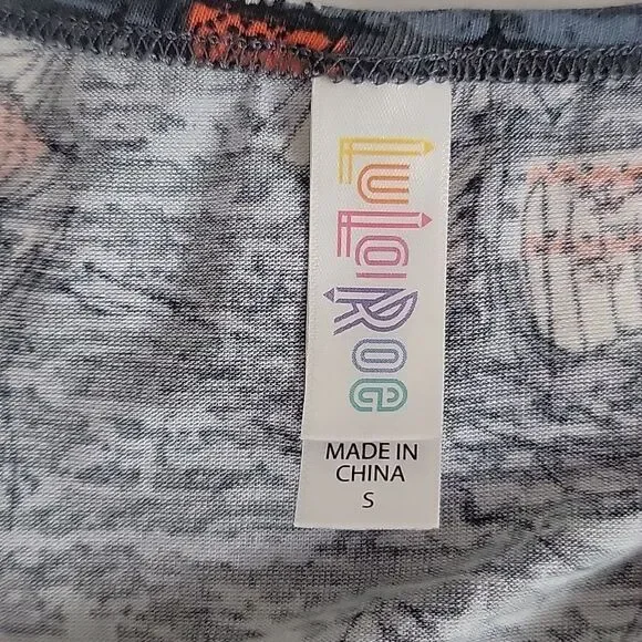 LukaRoe t-shirt bundle printed fun themed and super soft Size S - Picture 8 of 9